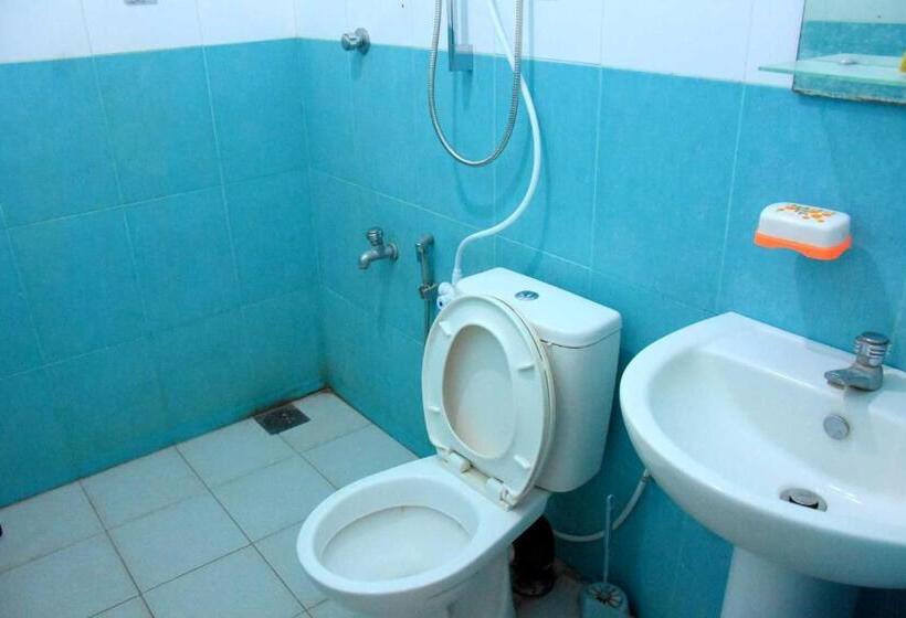 پانسیون Royal Views Residence