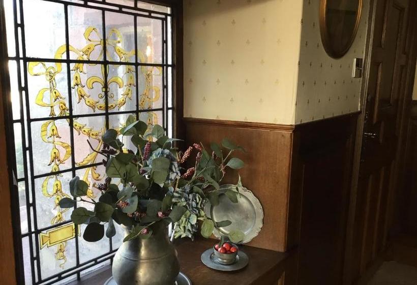 ベッドアンドブレックファースト Carnaby Lodge