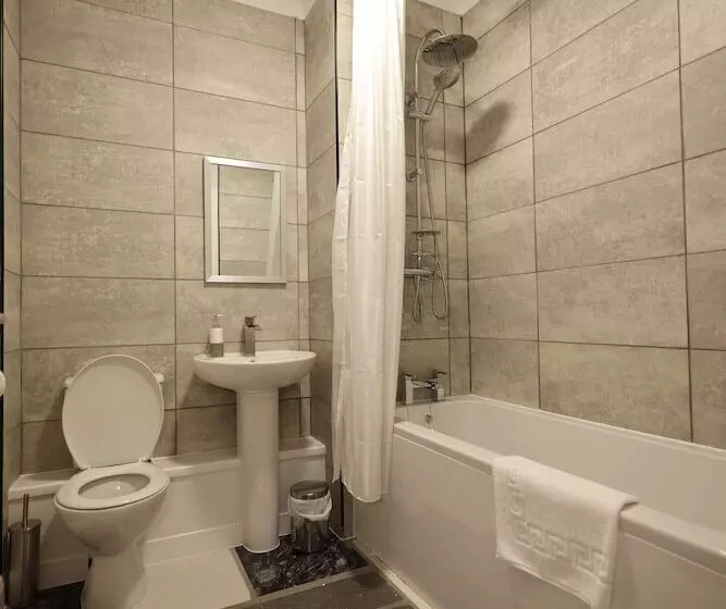 ホテル Michelangelos   Rooms, Restaurant & Bar