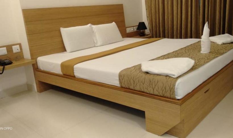 Hotel The Nest Compact Inn