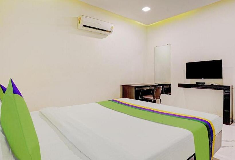 Prime Grand Hotel, Mumbai