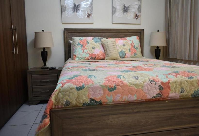 ホテル Boutique Andalucia