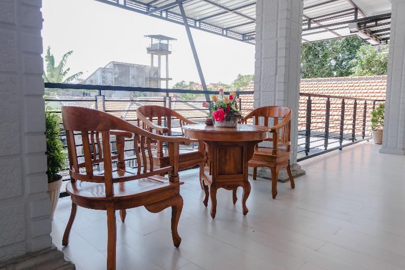 Hotell Capital O 1566 El Reyshi Family Residence