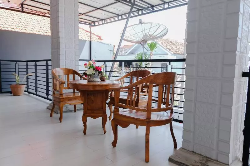 هتل Capital O 1566 El Reyshi Family Residence