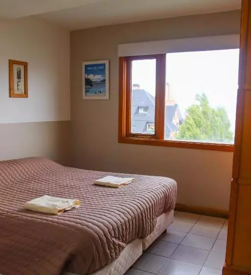 Yaghan Hostel