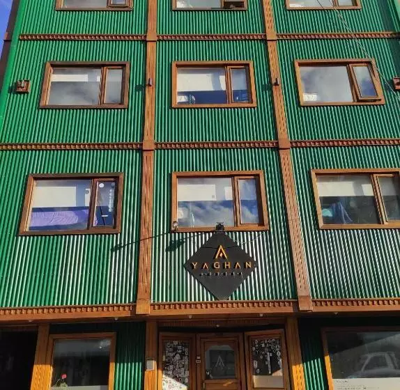 Yaghan Hostel