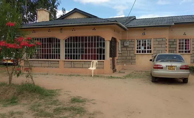 تختخواب و صبحانه Joppers Guest House