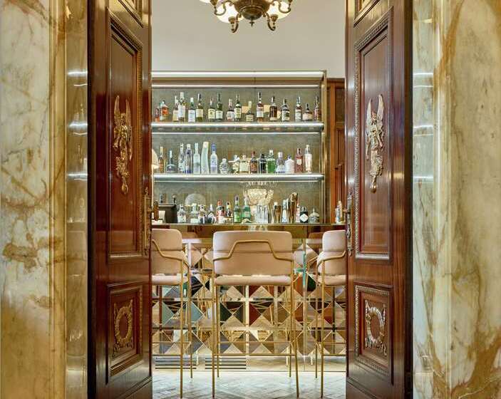 هتل Doubletree By Hilton Trieste