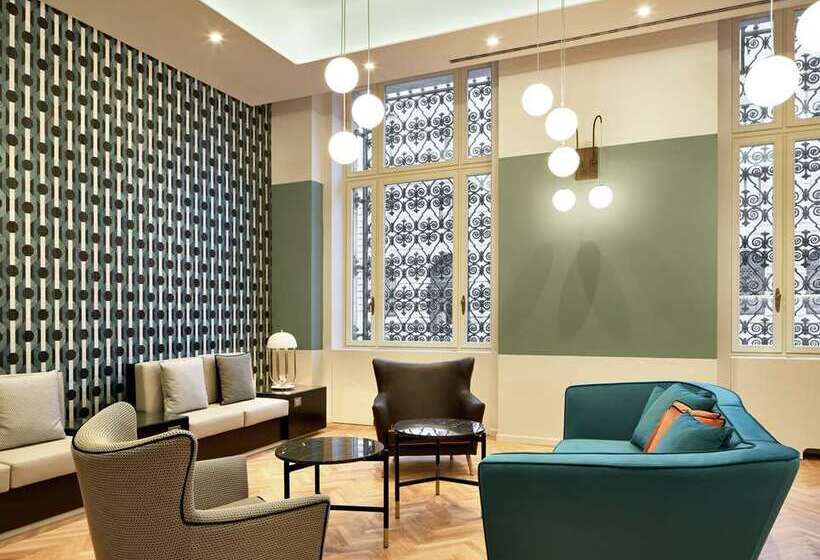 هتل Doubletree By Hilton Trieste