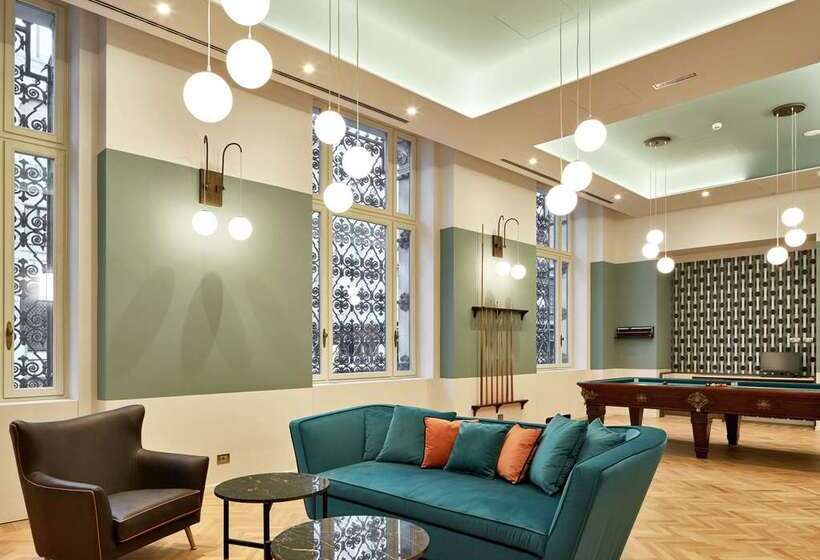 هتل Doubletree By Hilton Trieste