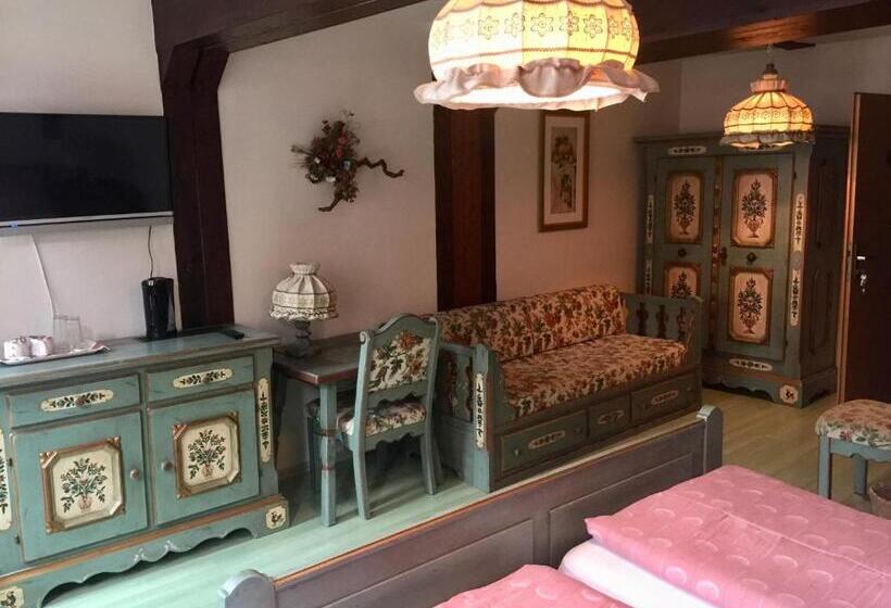 Отель Hostaria Del Castello