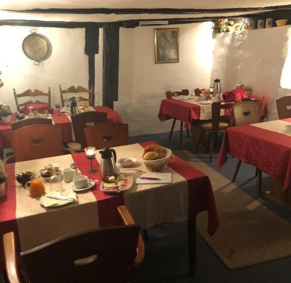 Отель Hostaria Del Castello