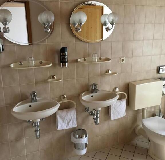 Отель Hostaria Del Castello