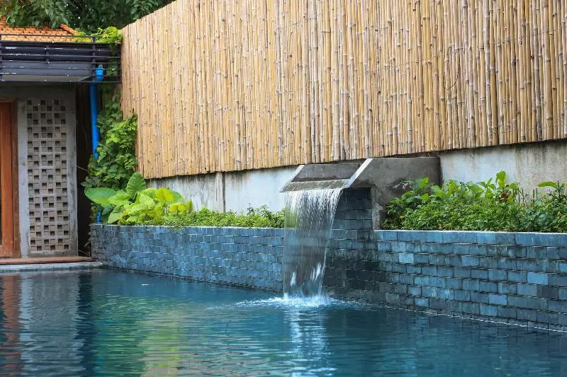 Sarina Hotel & Villa