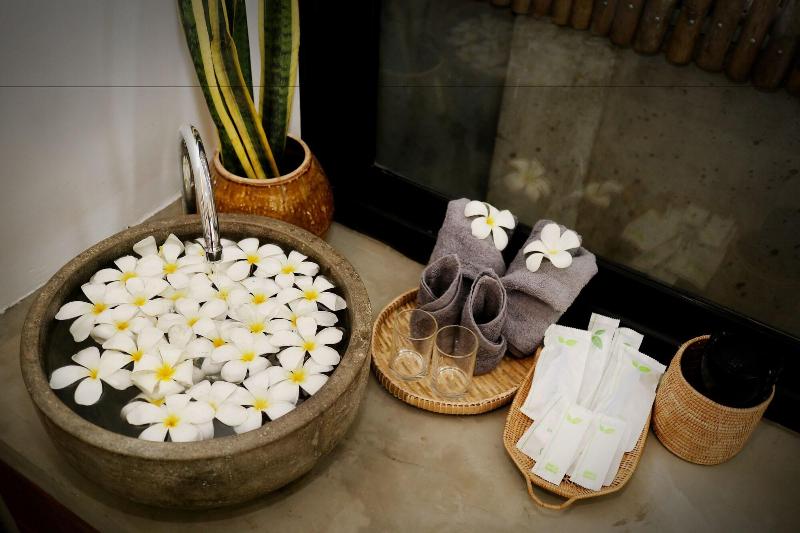 Sarina Hotel & Villa