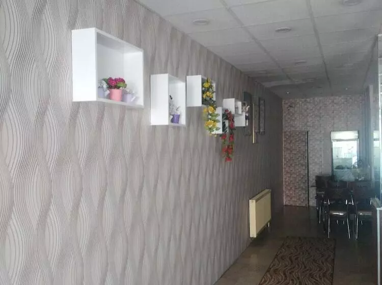 Otel Yeni Cinar