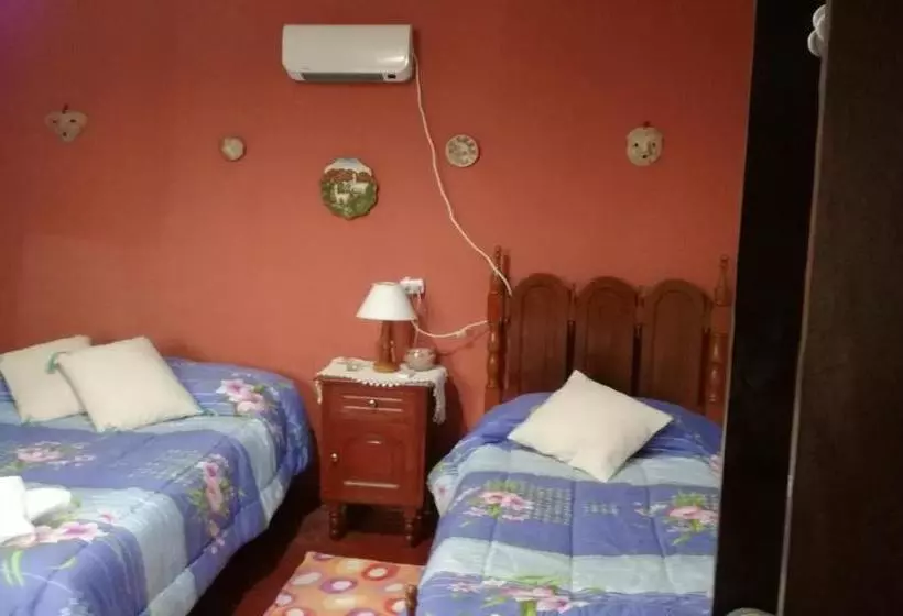 تختخواب و صبحانه Lo De Su