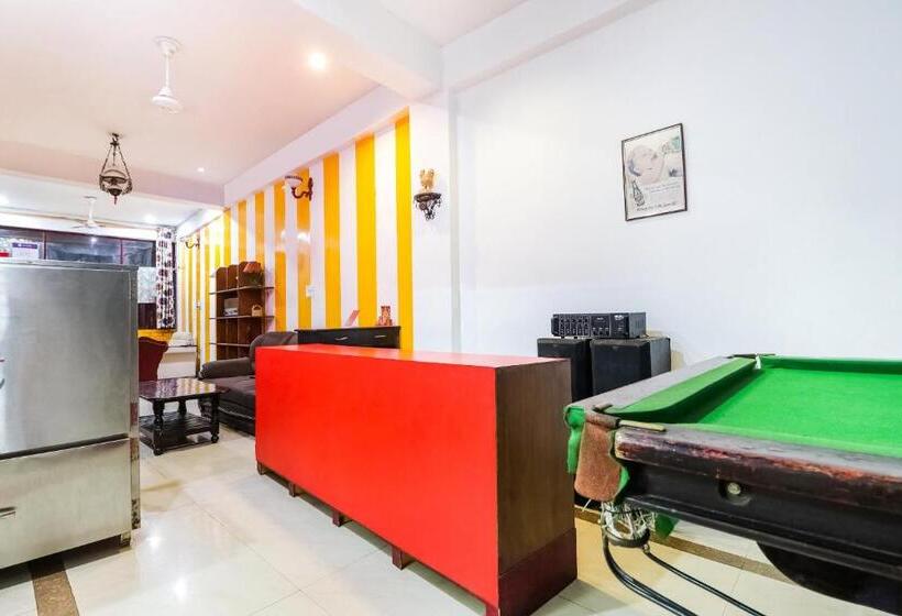 Hotell Spot On 37725 Doon View Guest House