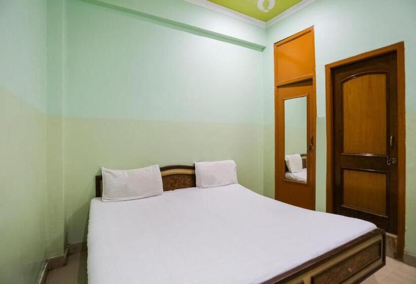 Hotell Spot On 37725 Doon View Guest House
