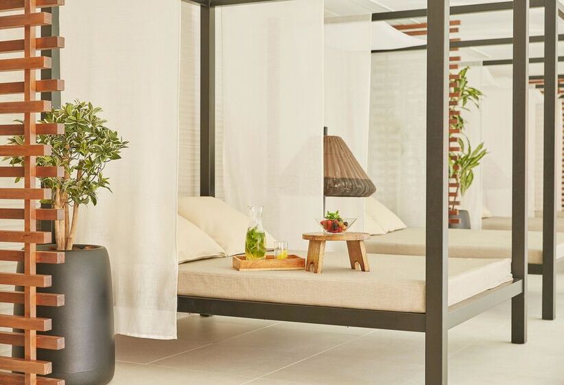 هتل Zafiro Palace Andratx