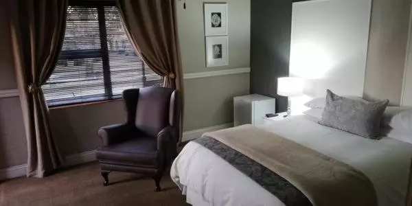 ペンション Gold Crest Guesthouse