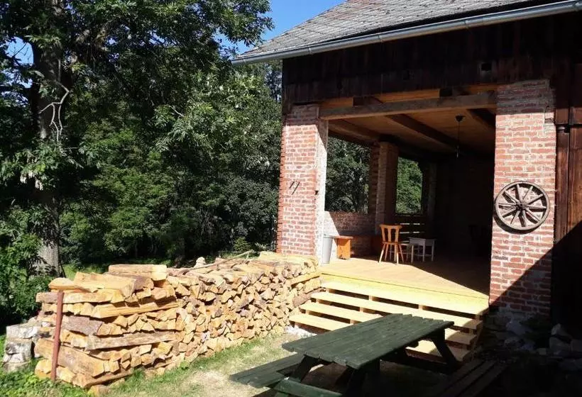 ペンション Knežicka Chalupa