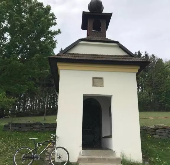 ペンション Knežicka Chalupa