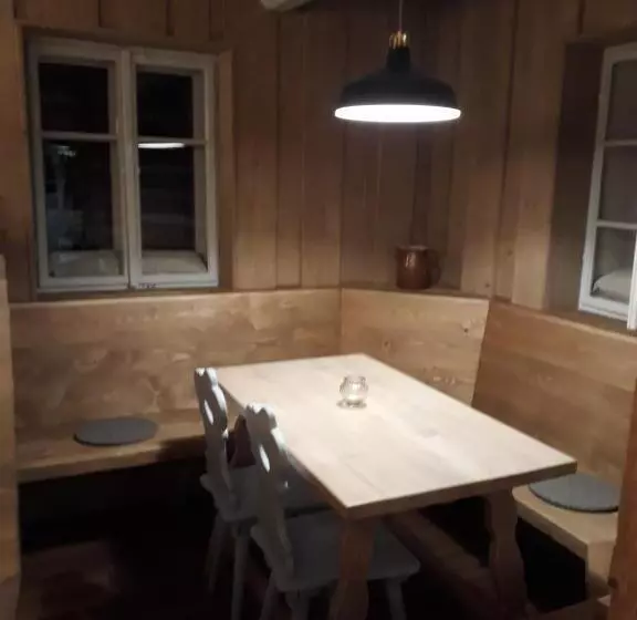 ペンション Knežicka Chalupa