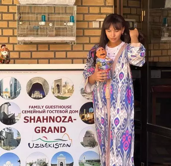 ペンション Shahnoza Grand