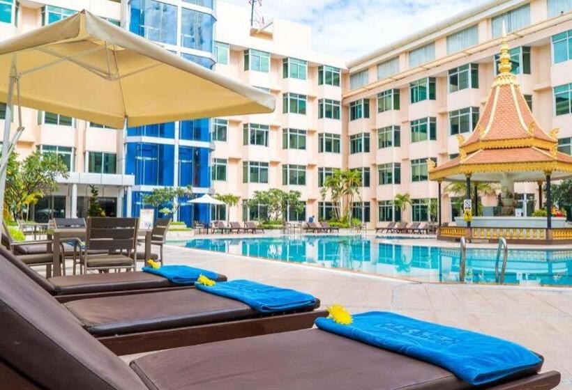 فندق Club Excellence By Phnom Penh
