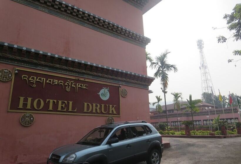 هتل Druk