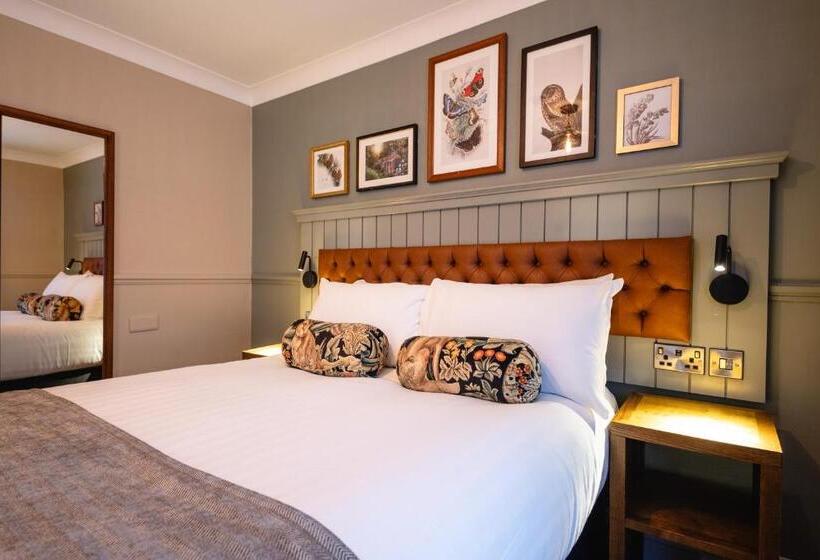 Отель The Bears Head By Innkeeper S Collection