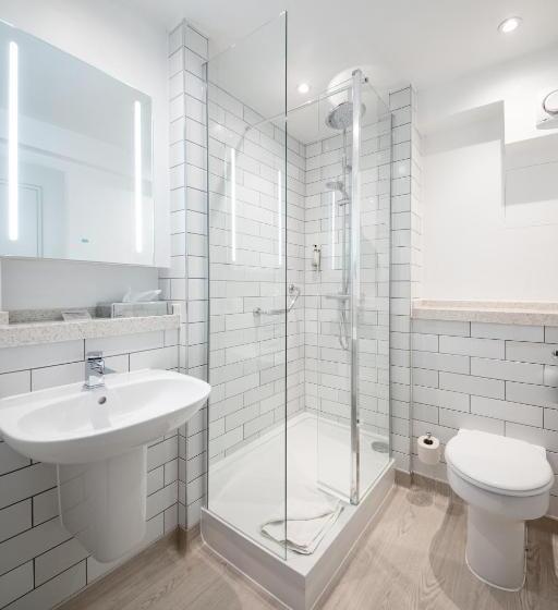 Отель The Bears Head By Innkeeper S Collection