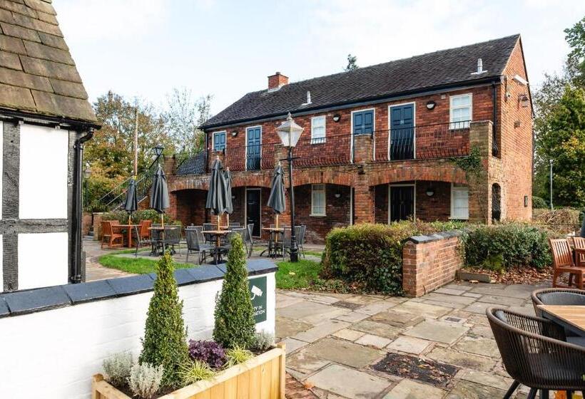 Отель The Bears Head By Innkeeper S Collection