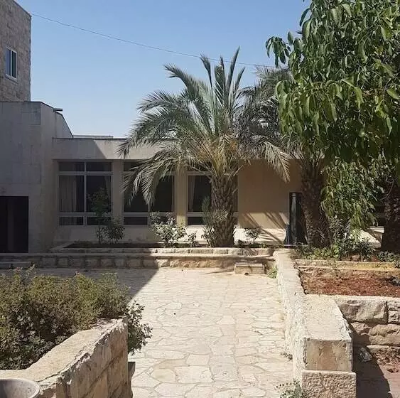 پانسیون Talitha Kumi Guest House