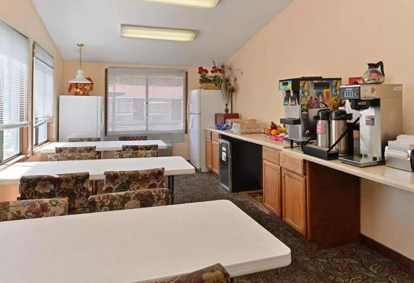 Отель Nation S Inn Kinston