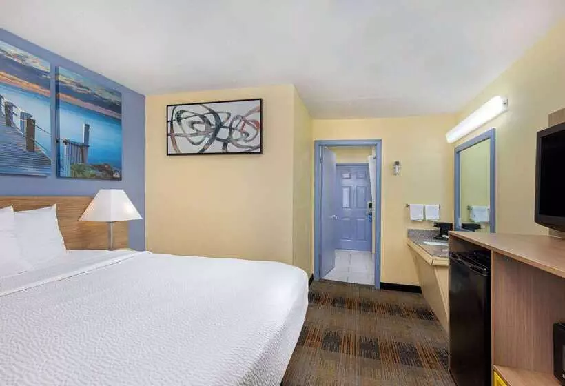 호텔 Days Inn By Wyndham Holladay