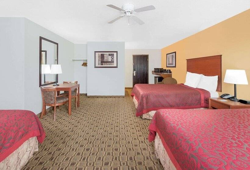 Отель Days Inn By Wyndham Lamar