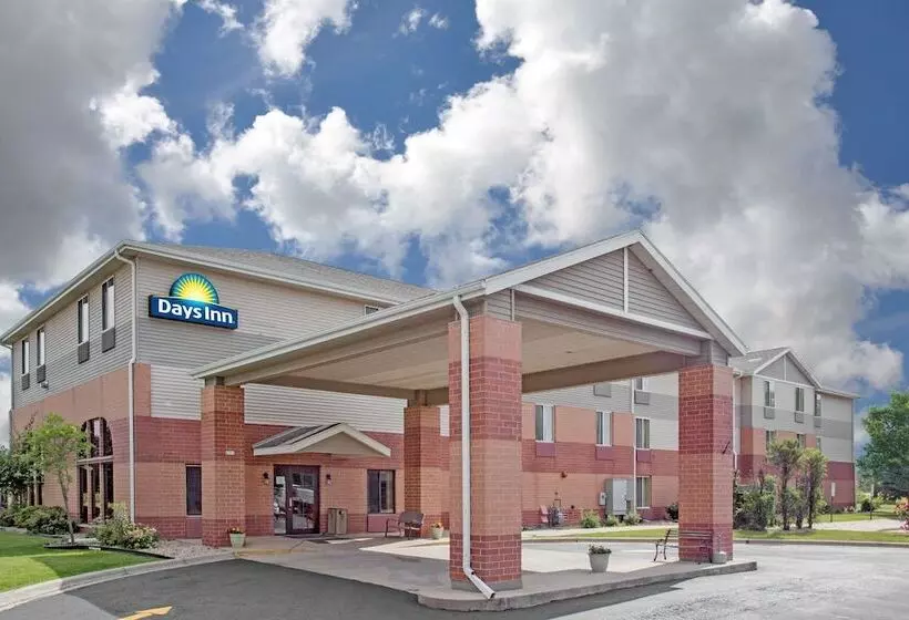 ホテル Days Inn By Wyndham Madison Ne/windsor
