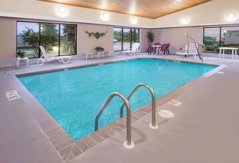 ホテル Days Inn By Wyndham Madison Ne/windsor