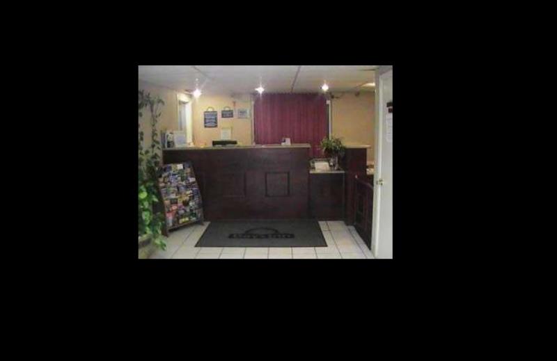 Отель Days Inn By Wyndham Okmulgee