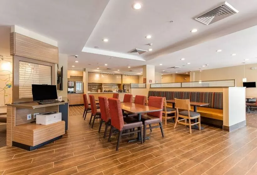 酒店 Towneplace Suites By Marriott Greensboro Coliseum Area