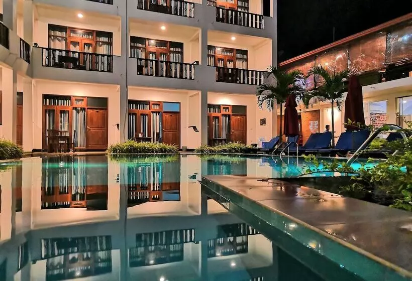 Hotelli Randiya Sea View