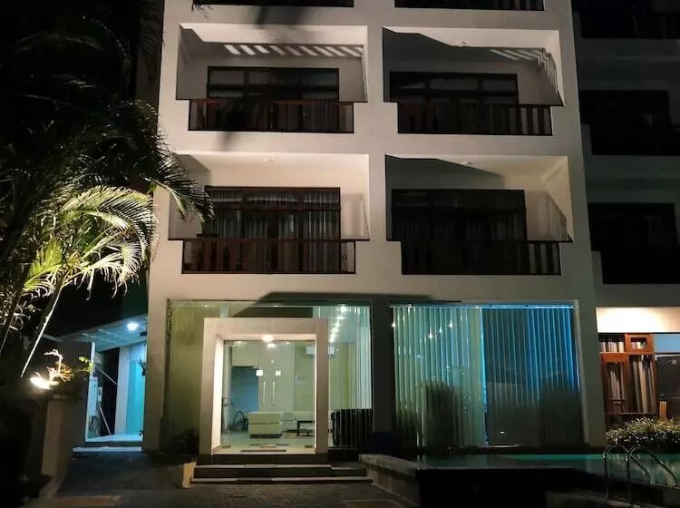 Hotelli Randiya Sea View