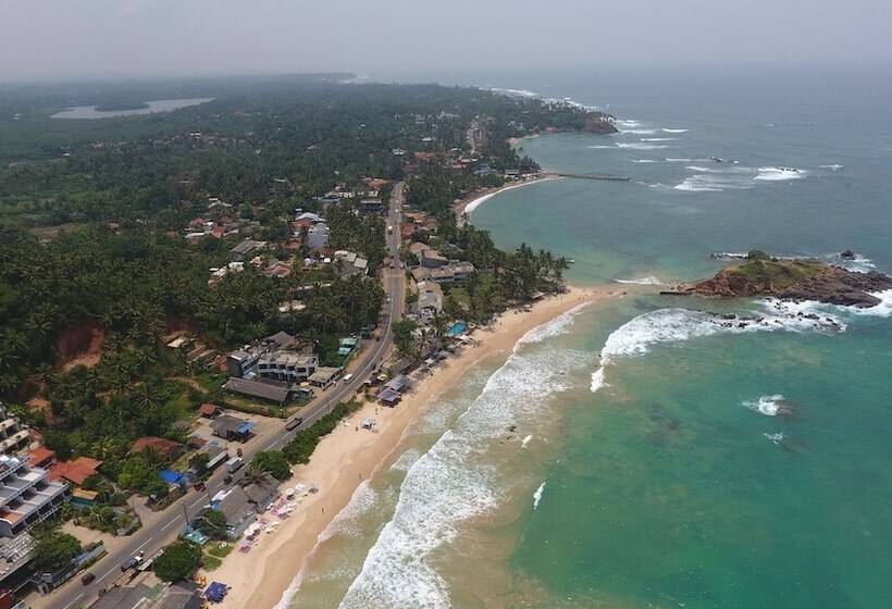 فندق Randiya Sea View