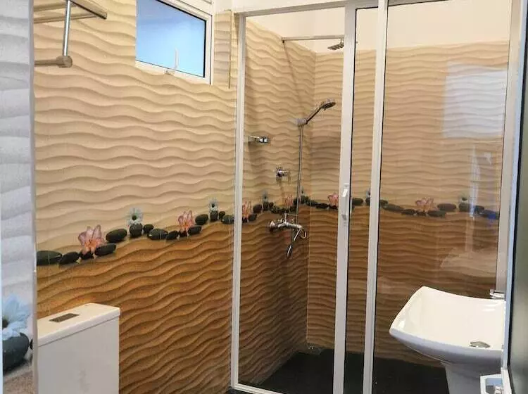 Hotelli Randiya Sea View