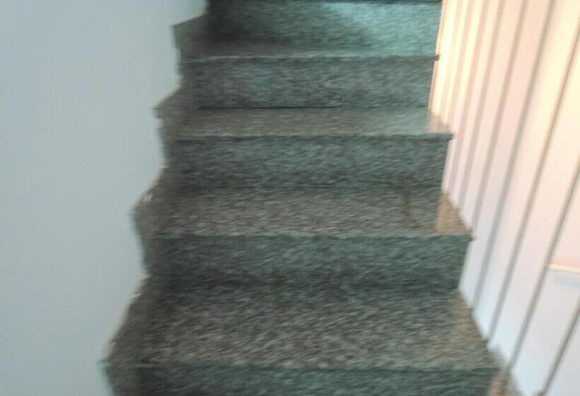 پانسیون Vy Khanh Guesthouse