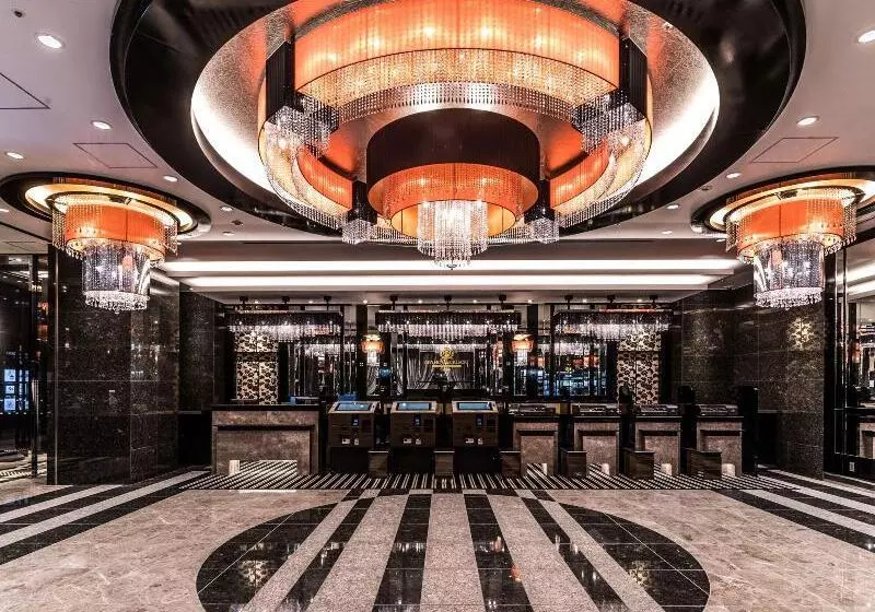 Apa Hotel & Resort Midosuji Hommachi Eki Tower