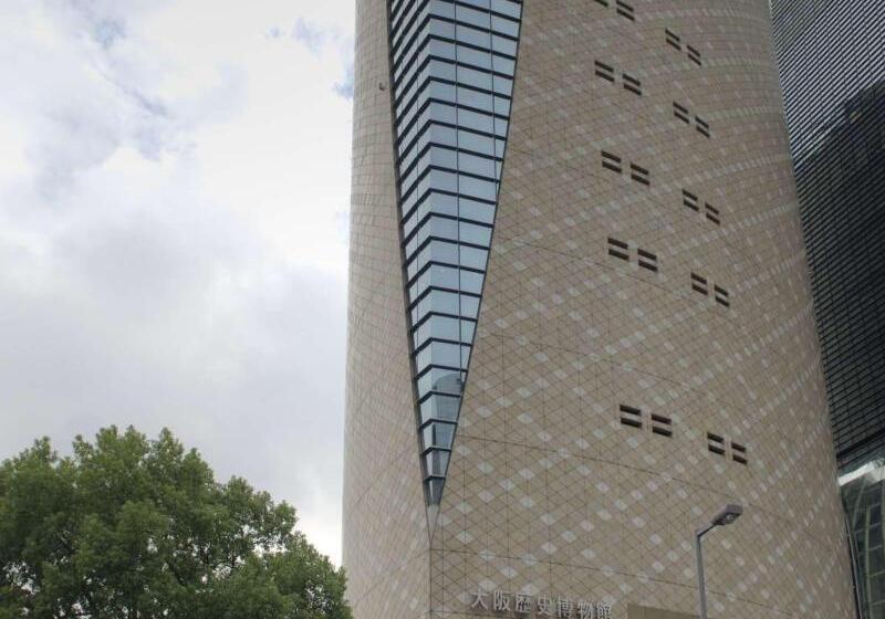 Apa Hotel & Resort Midosuji Hommachi Eki Tower