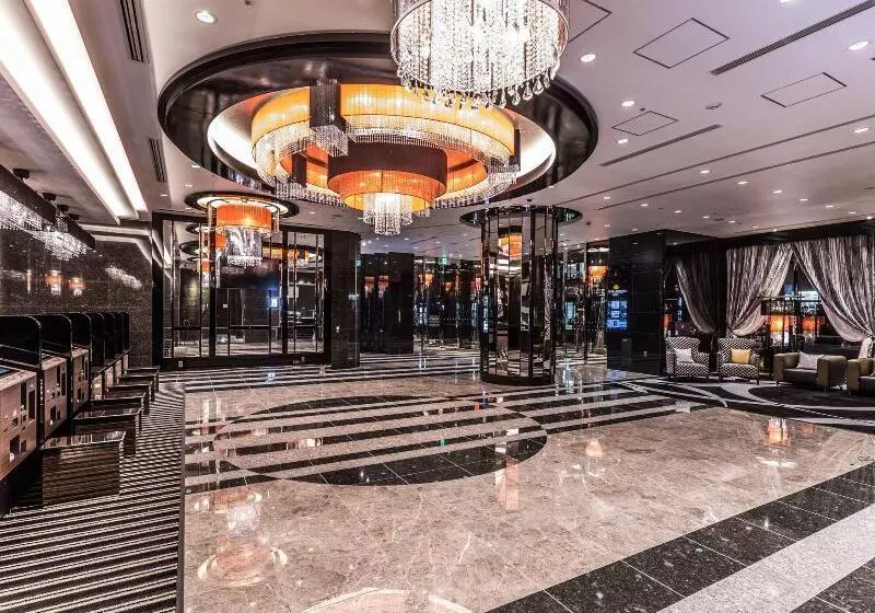 Apa Hotel & Resort Midosuji Hommachi Eki Tower